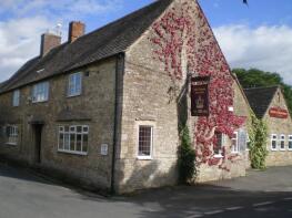 The Roundhouse, County Boundary To Ermin Way Latton, Cirencester GL7 5QH