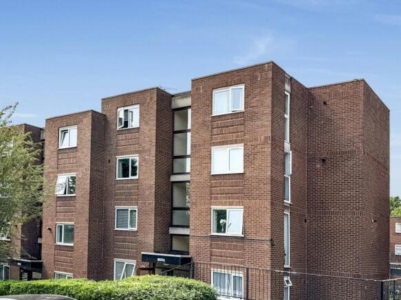 Presented by Robert at EweMove Bexleyheath and Dar