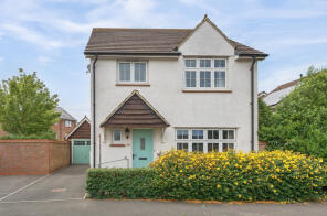 1, Leaches Mead, Bathpool, Taunton TA2 8FB