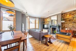 16b, Sellons Avenue, London NW10 4HL