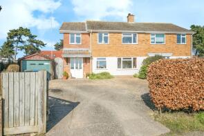 Innisfree, Estuary Crescent, Ipswich IP9 1QA