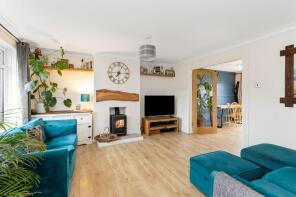 8, Silverburn Drive, Penicuik EH26 9AQ