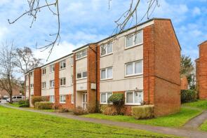 58, Abercrombie Gardens, Southampton SO16 8FQ