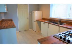 41, Roman Road, Neath SA10 9LN