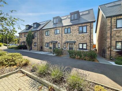 Hurley Drive, Bracknell, Berkshire, RG12