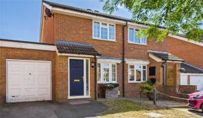 52, Acacia Avenue, Owlsmoor, Sandhurst GU47 0RU