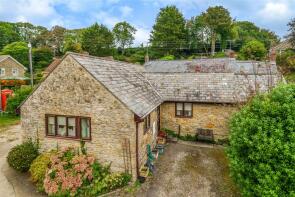 1, Barn Close, Shipton Gorge DT6 4NL