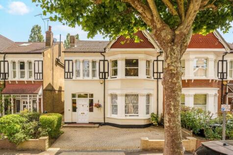 Victoria Avenue, Surbiton
