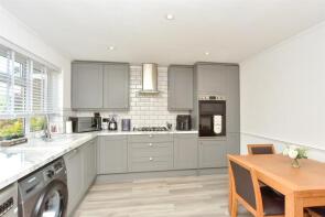 26, Grainey Field, Sittingbourne ME9 7SR