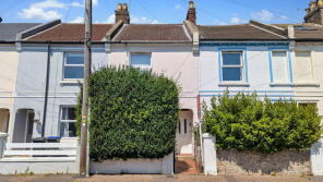 15, Becket Road, Tarring, Worthing BN14 7EY