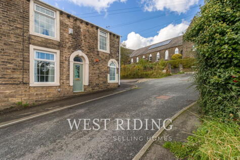 Radcliffe Street, Springhead, Saddleworth