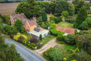 Valley House, Hadleigh Road, Raydon IP7 5LH