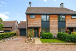 31, Gratton Chase, Dunsfold, Godalming GU8 4AL