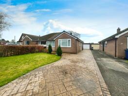 22, Cross Field, Preston PR4 5EH