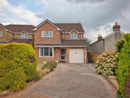 Walnut Close, Coalway, Coleford