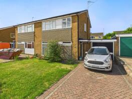 26, Douglas Road, Aylesbury HP20 1HW