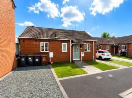 32, Summerfield Drive, Sleaford NG34 8TX