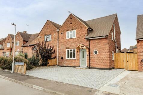Makenade Avenue, Faversham, ME13