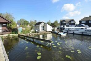 Dabchick Manor, Brimbelow Road, Norwich NR12 8UJ