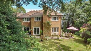 3, Copperwood, Holt Close, Fareham PO17 5EY
