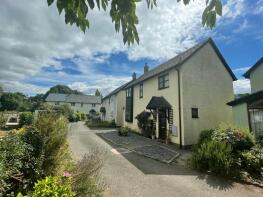 2, Victoria Close, Llanfrynach, Brecon LD3 7SD