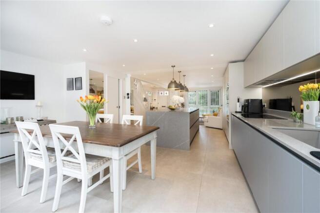 Kitchen/Dining