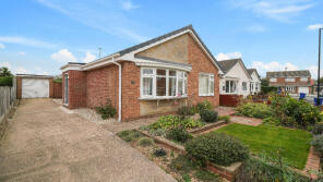 15, Newtree Drive, Wadworth, Doncaster DN11 9EE