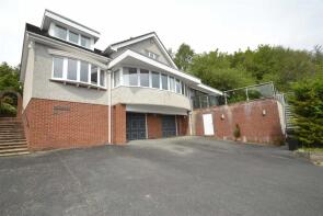 12 Copa'r Bryn, Glyn Y Garth Mews, Glyn Garth, Menai Bridge LL59 5QP