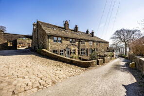 12 Sams Hill Cottage, Upper Field House Lane, Triangle, Sowerby Bridge HX6 1PL