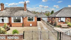 17, New Avenue, Stoke-on-trent ST11 9AD