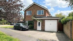 16, Highfield Close, Atherstone CV9 3RH
