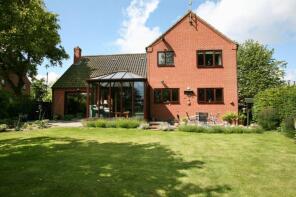 Millbeck, White Horse Lane, Briggate, North Walsham NR28 9QZ