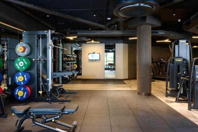 BRAND NEW GYM NOW OP