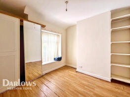 32, Hylton Terrace, Bedlinog, Treharris CF46 6RG