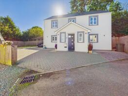 13, Hall Court, Haverfordwest SA62 3LJ