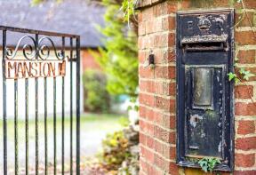 Tamarisk, Linch Road, Redford, Midhurst GU29 0QF