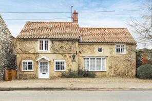 32 Old Pantiles, Church Street, Fakenham NR21 9AD