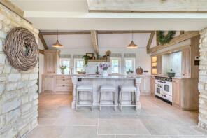 Stable Court, Goatacre Lane, Calne SN11 9HY