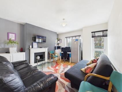 Thanington Court, Restons Crescent, London, Greater London, SE9
