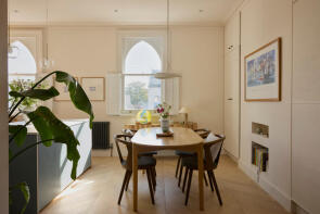 10, Martell Road, London SE21 8EE