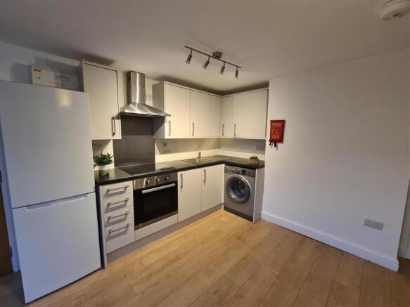 Kitchen1.jpg