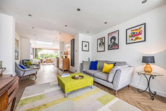 52 High Street, O...