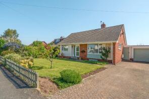 5, Lawn Meadow, Ruishton, Taunton TA3 5JQ