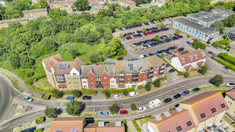 Churchill Avenue, Basildon, SS14