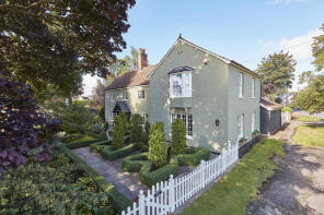 Morvine House, Drury Lane, Halstead CO9 4SL