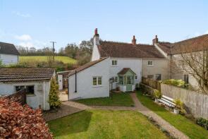 1, Old Park Cottages, Woodbury Lane, Axminster EX13 5TL