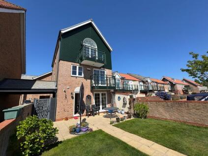Ellisons Quay, Burton Waters, Lincoln, Lincolnshire