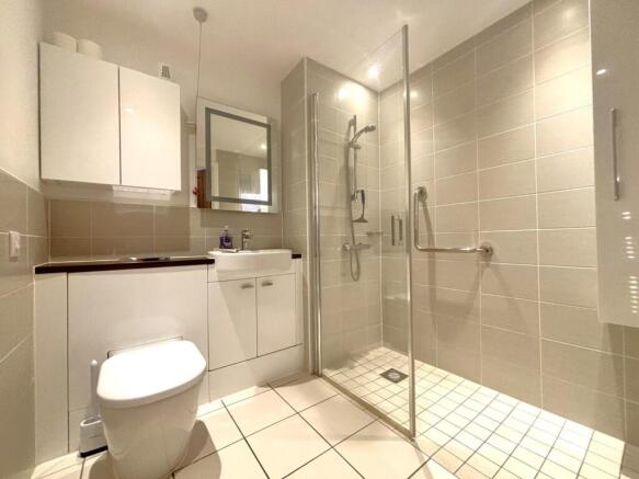 Shower Room.jpeg