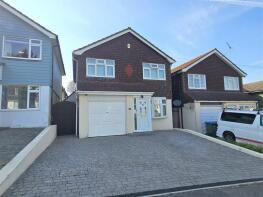 16, Beacon Mount, Park Gate, Southampton SO31 7GN