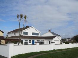 7 Tiburon House, Knightston Close, New Hedges, Tenby SA70 8TL